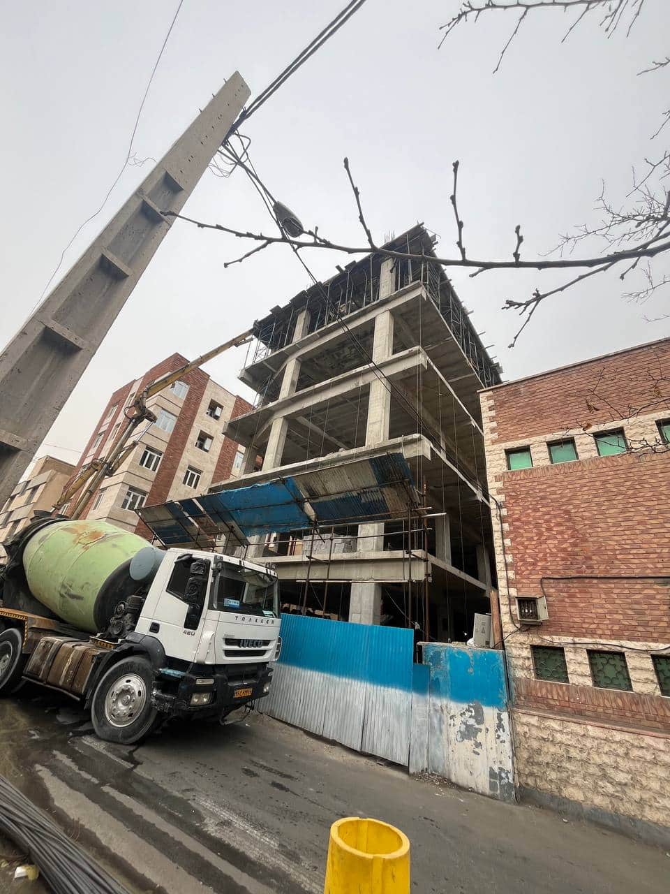 تصویرِ گالریِ ایستا آزمای شهر
