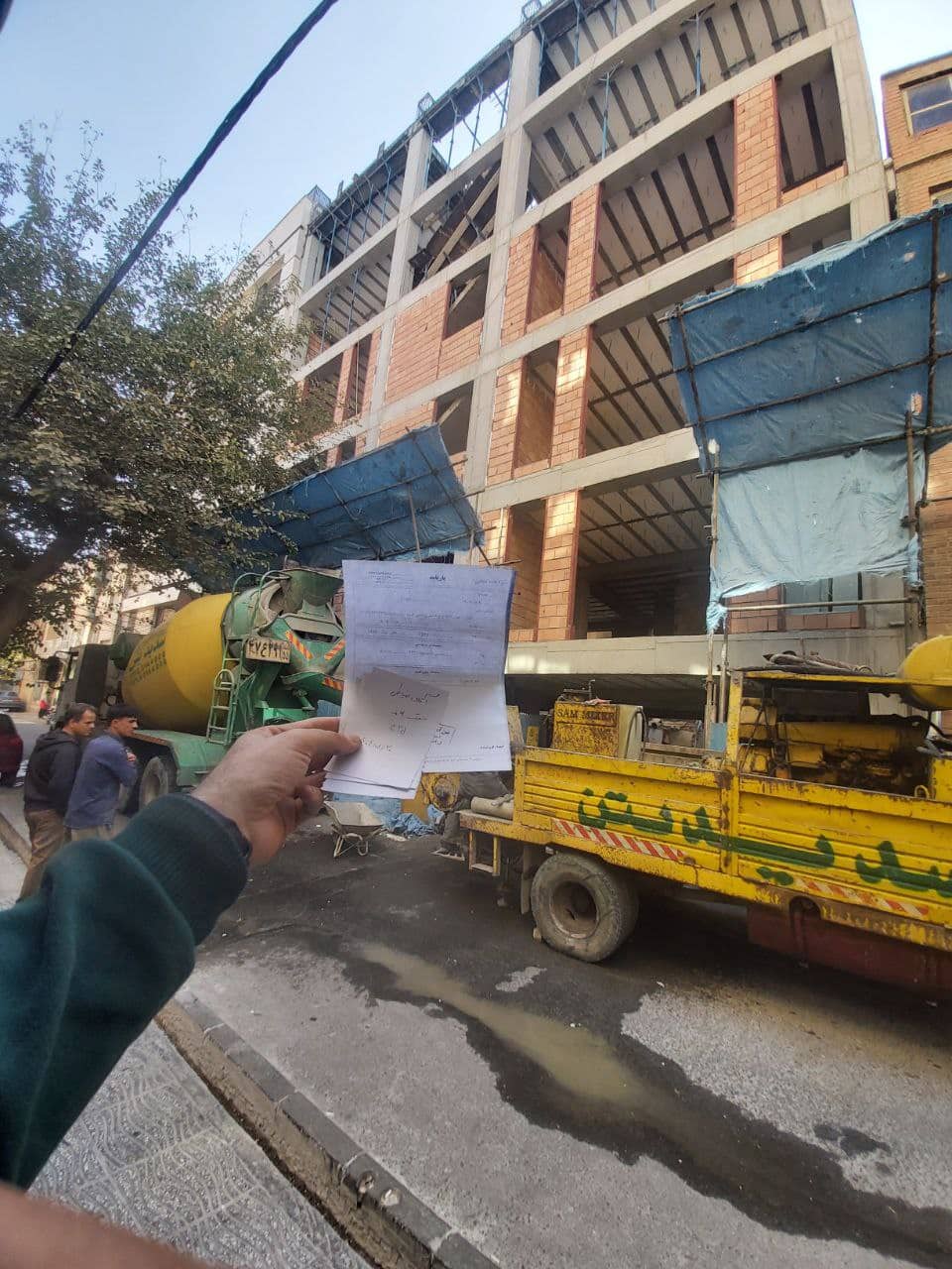 تصویرِ گالریِ ایستا آزمای شهر