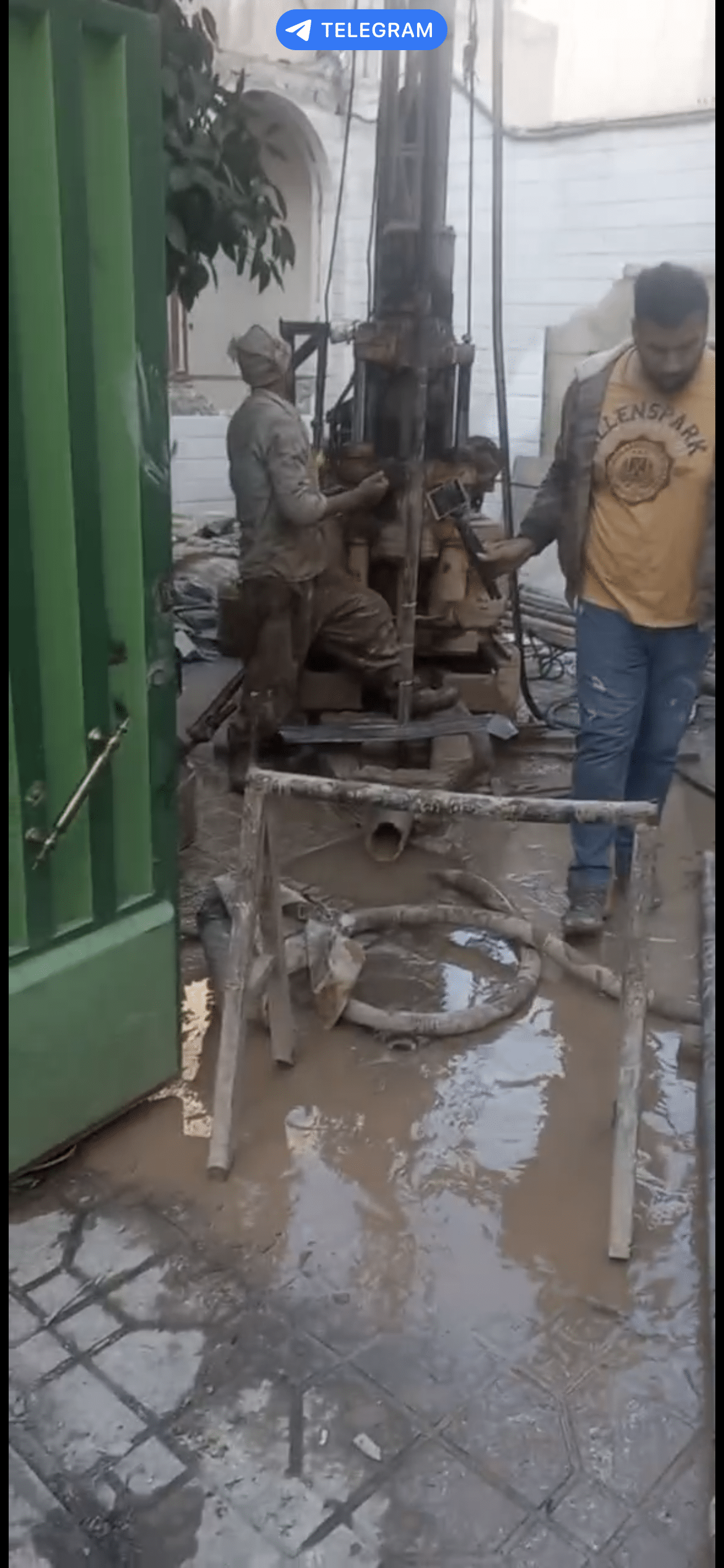 تصویرِ گالریِ ایستا آزمای شهر
