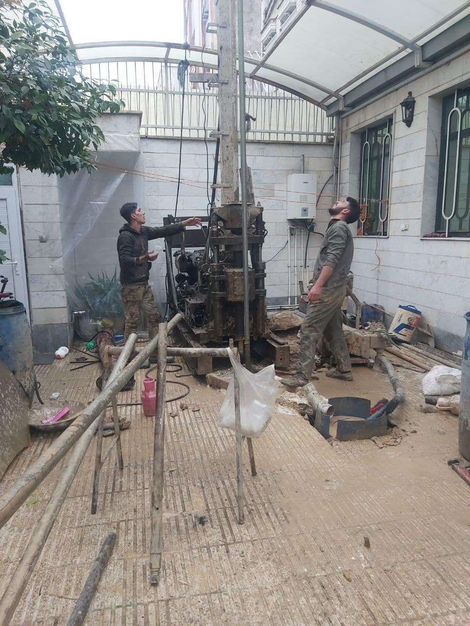 تصویرِ گالریِ ایستا آزمای شهر